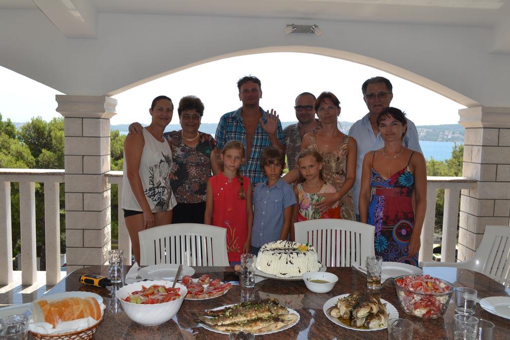 Villa Rosanda Apartments Trogir Eksteriør billede