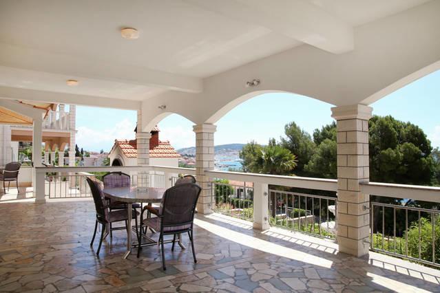 Villa Rosanda Apartments Trogir Eksteriør billede